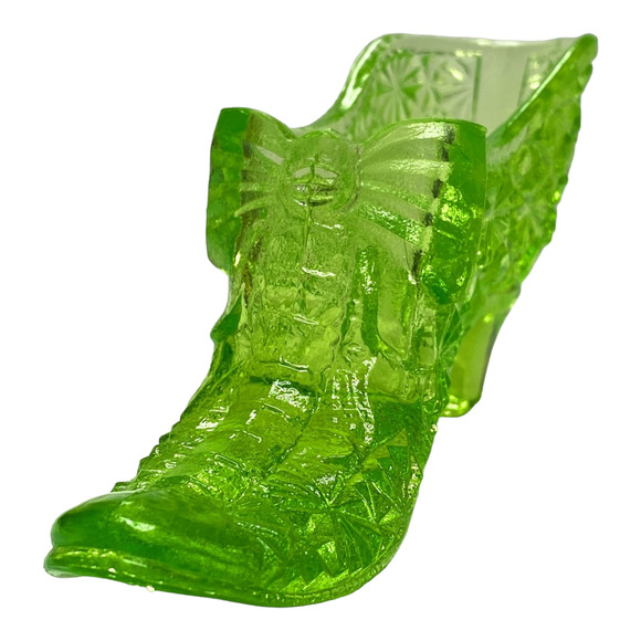Daisy Button Bow Slipper Shoe Boyd Glass 1993-1998 Tangy Lime Vaseline GLOWS - Picture 8 of 15